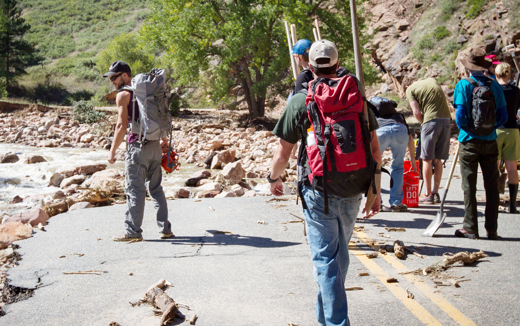'Knee Deep' chronicles the Mudslingers and community after the 2103 Boulder Flood. 