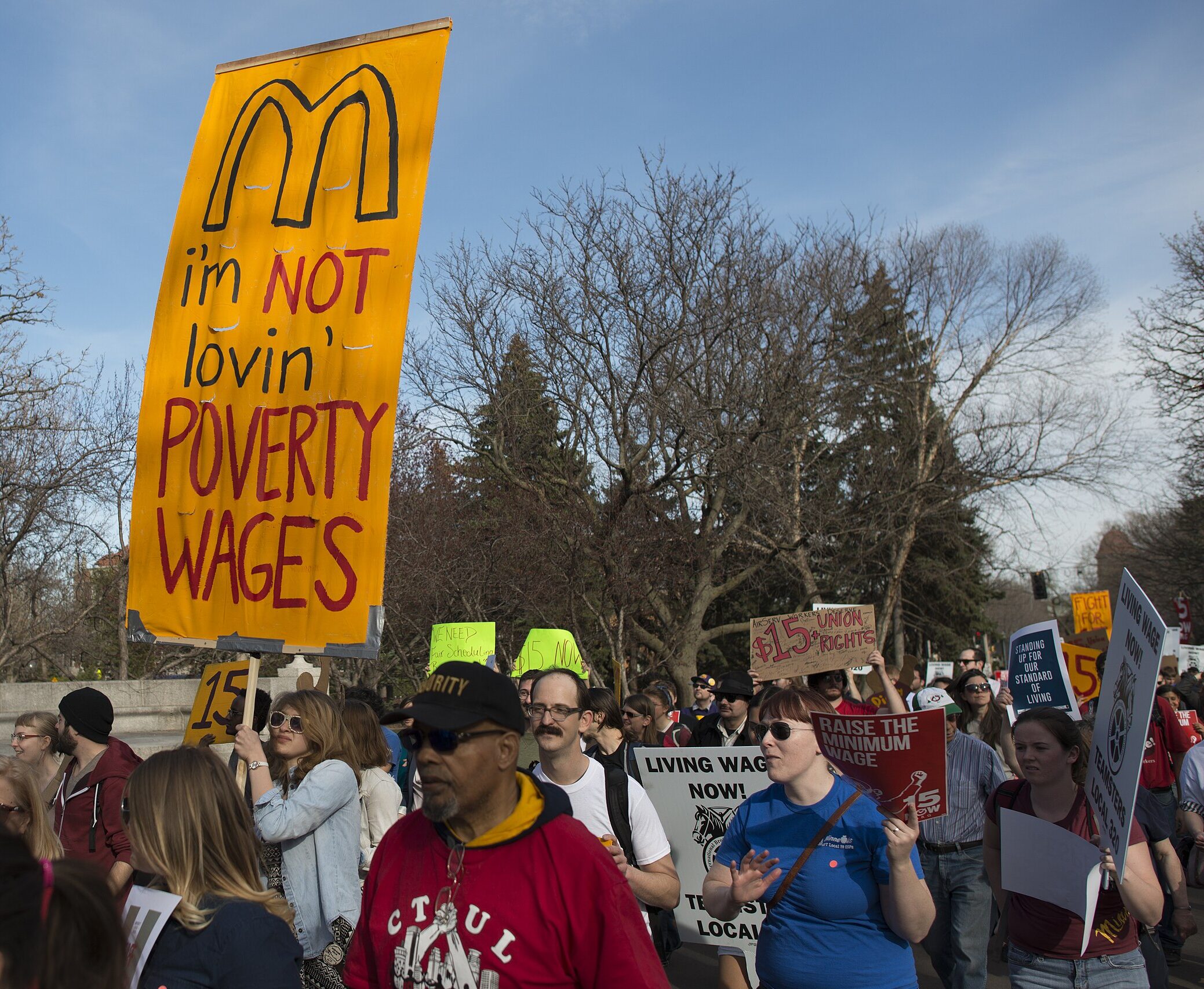 Dinkytown_minimum_wage_march-Im_not_Lovin_Poverty_Wages_protest_sign-e1724100280173